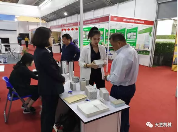 陽(yáng)春三月,天意機(jī)械亮相2019年越南河內(nèi)建材展 陽(yáng)春三月,天意機(jī)械亮相2019年越南河內(nèi)建材展